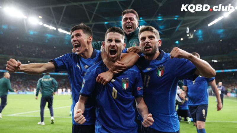 Italia trong mắt người hâm mộ & giới phân tích